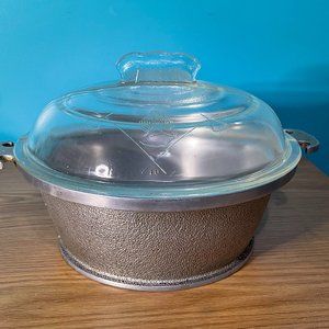 Vintage Guardian Service Round Pot 9.75 x 4.5 Hammered Aluminum With Glass Lid